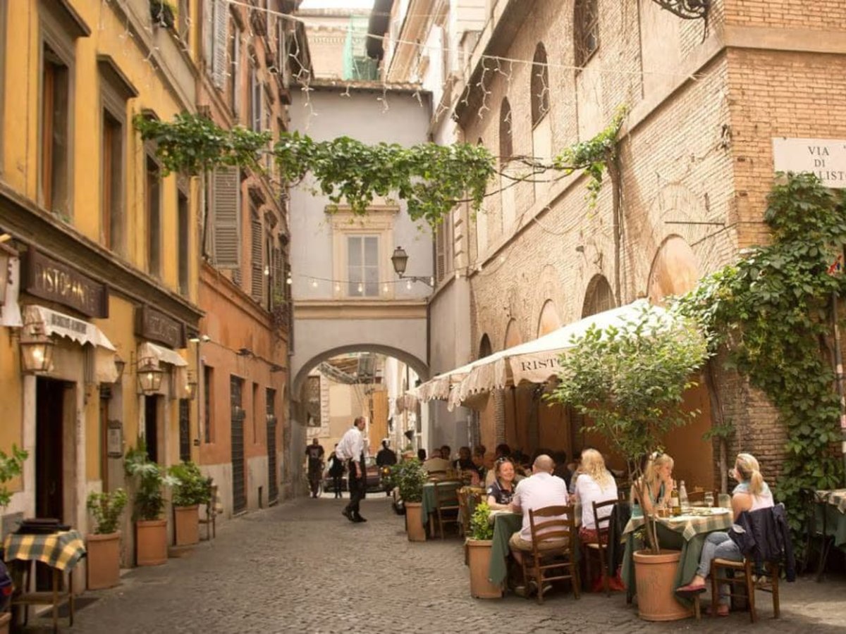 Trastevere, Pasta & piazzas