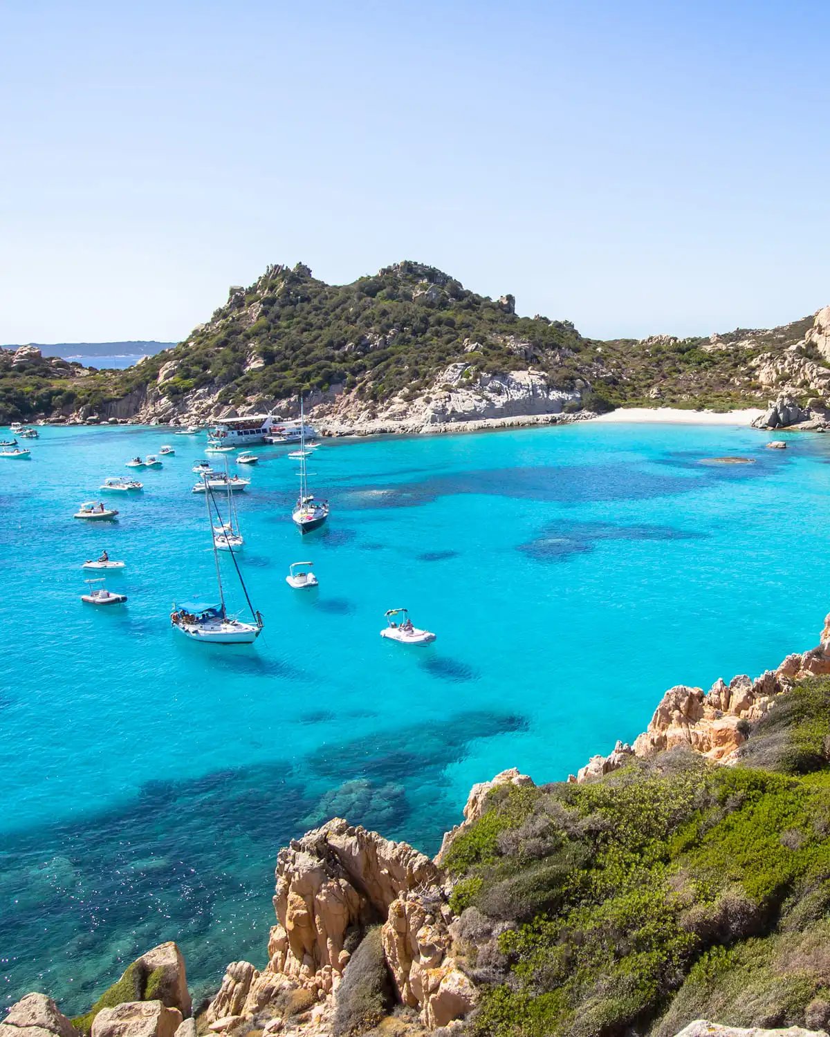 Beach and boats on the Sardinian coast (mobile)
